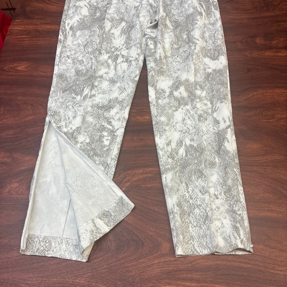 Abbey Glass Tapered Pants Womens 6 Grey Snakeskin Print Excellent High Rise Zip - Picture 8 of 9